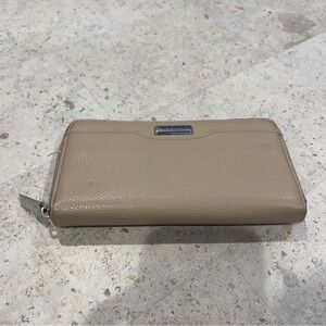 Kenneth Cole Reaction “Olivia” Wallet